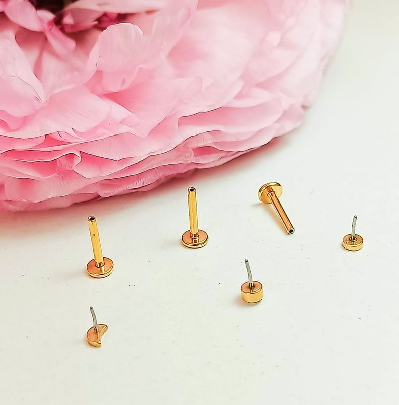 Conjunto push pin Piercing Chapado En Oro 18k Labret Set Luna -2