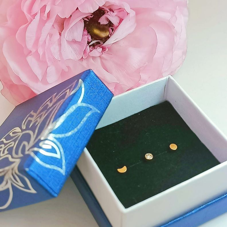 Conjunto push pin Piercing Chapado En Oro 18k Labret Set Luna -1