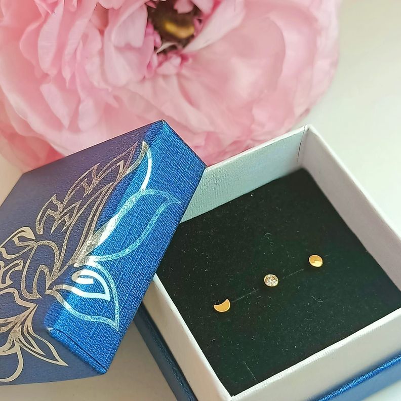 Conjunto push pin Piercing Chapado En Oro 18k Labret Set Luna -5