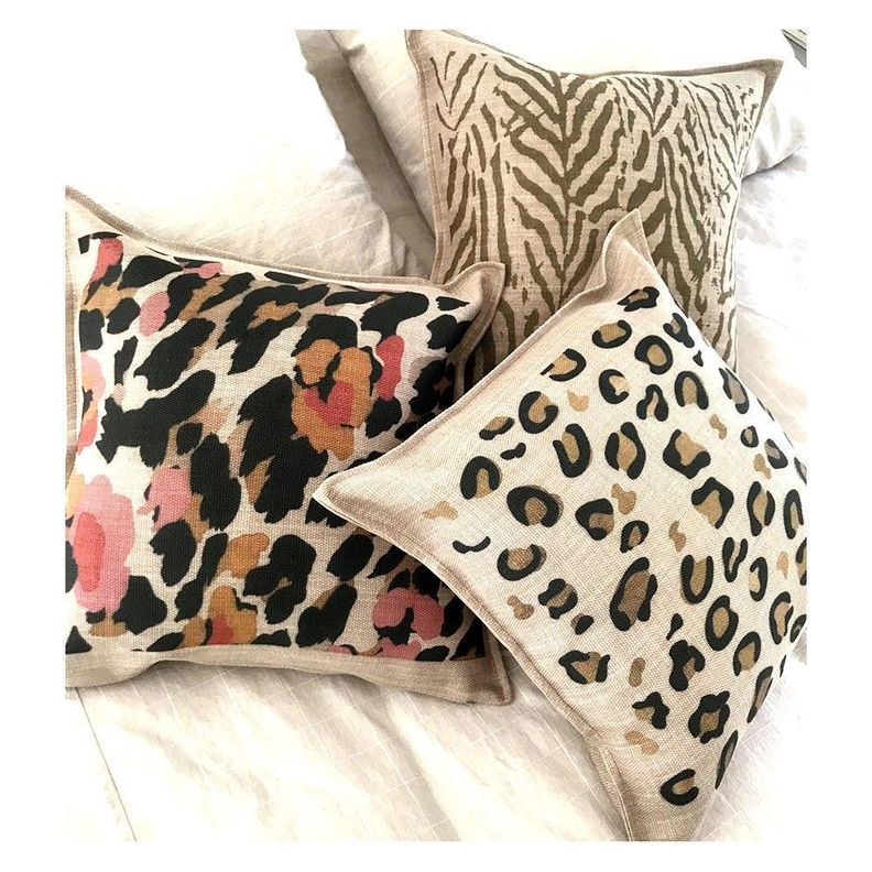 Cojin Pitón Animal Print 45x45-1