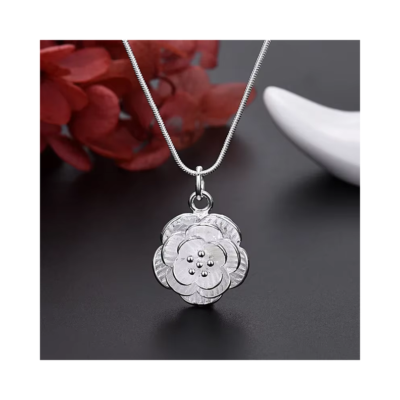 Collar Plateado Con Colgante Flor De Rosa-2
