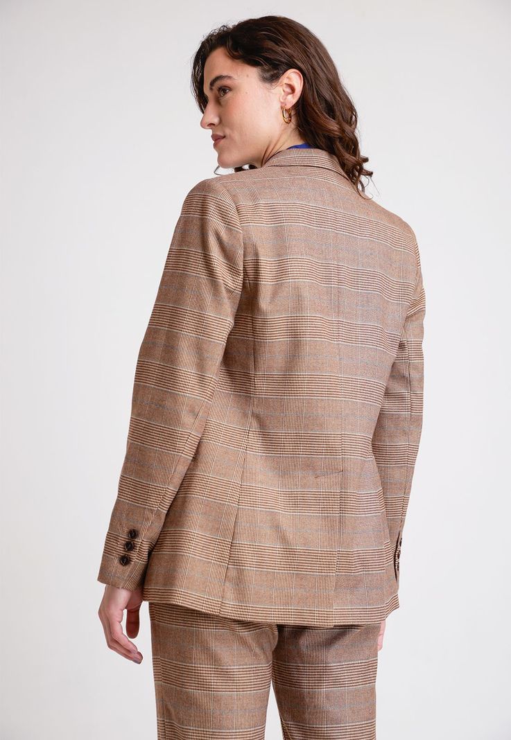 Chaqueta De Mujer Modelo Peyton Color Cafe-1