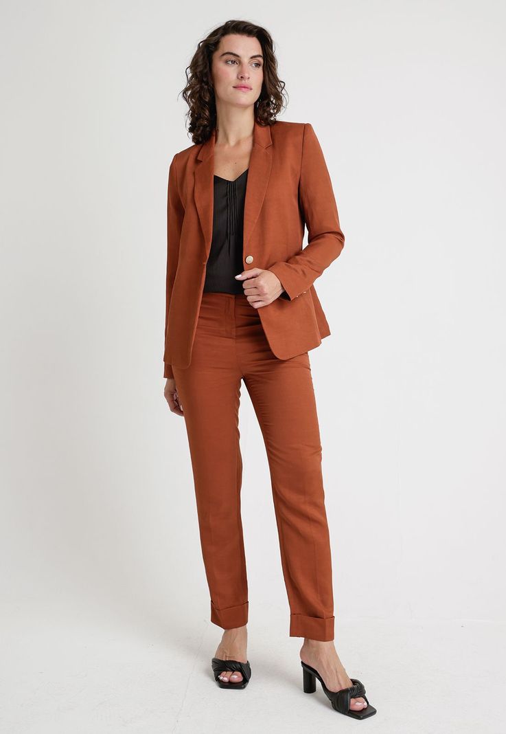 Chaqueta De Mujer Modelo Manari Color Tostado-3