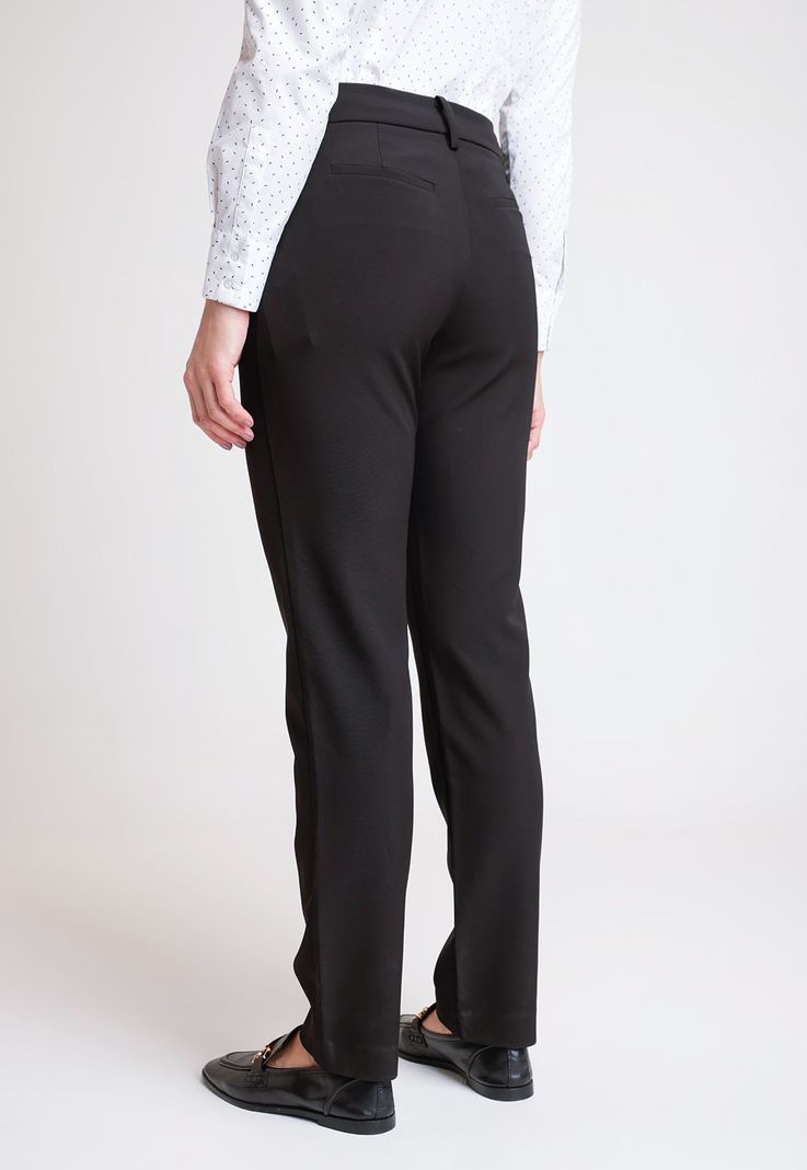 Pantalón De Mujer Modelo Gardenia Color Negro-1