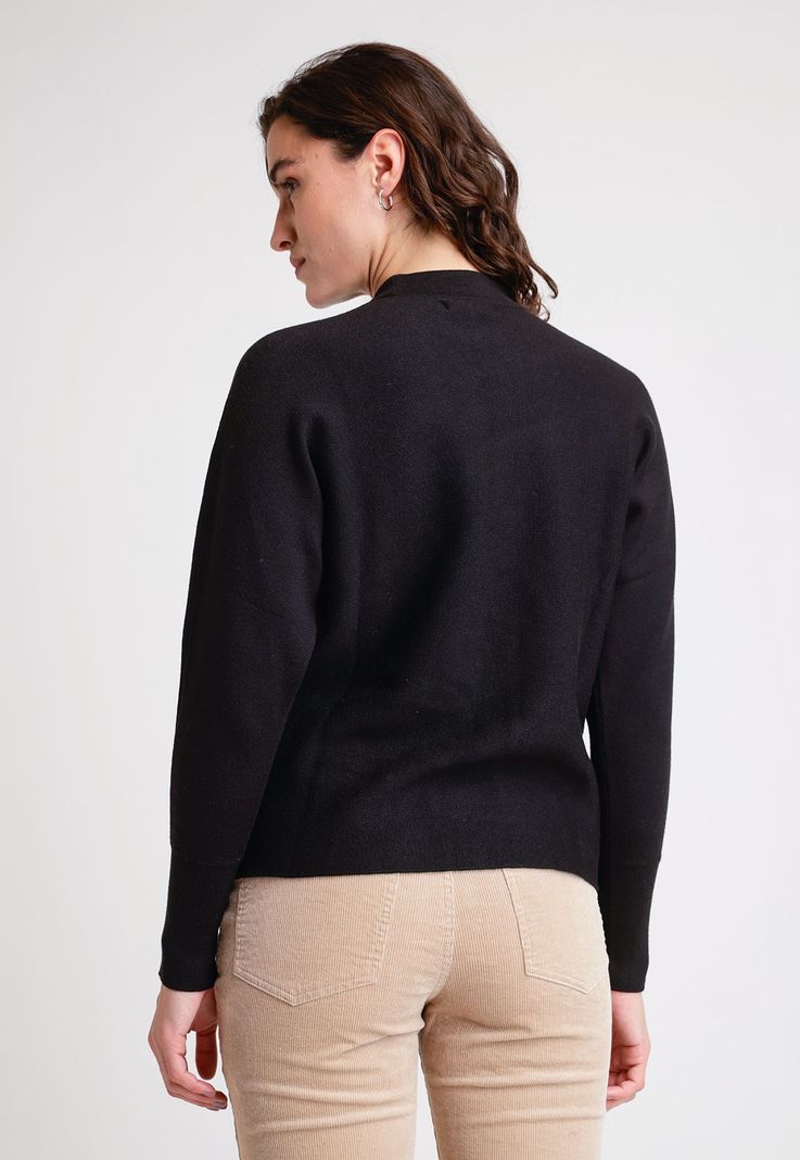 Tejido de Mujer Modelo Hanae Color Negro-1