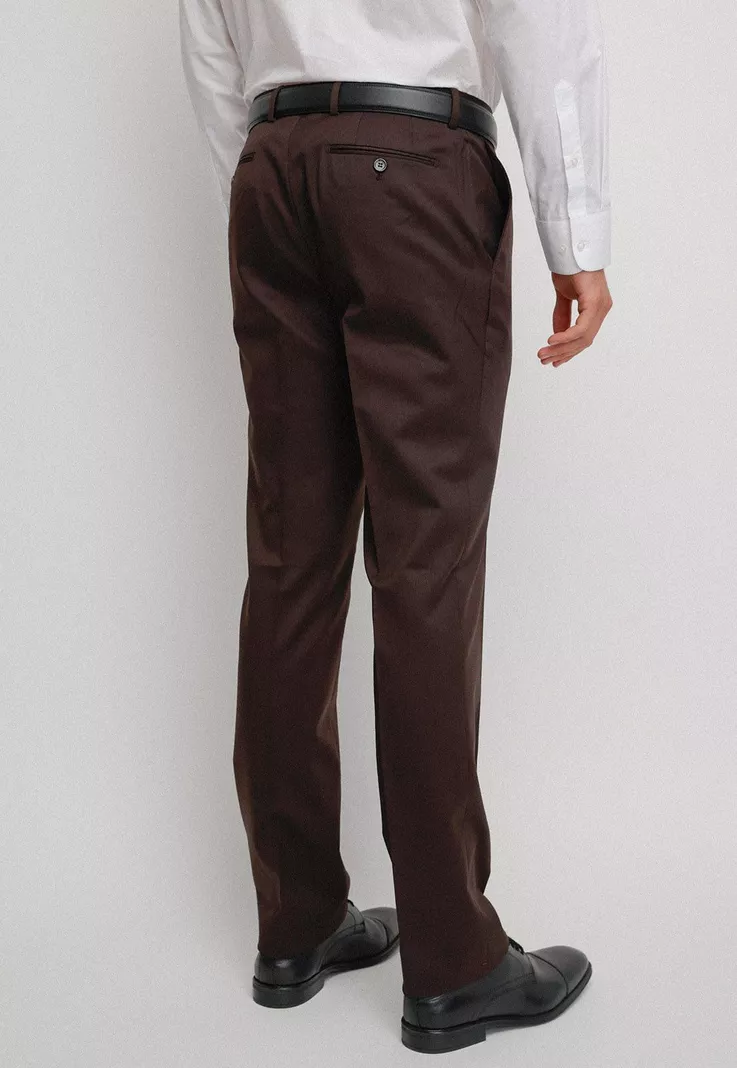 Pantalón hombre Formal Regular fit Executive  Café -1