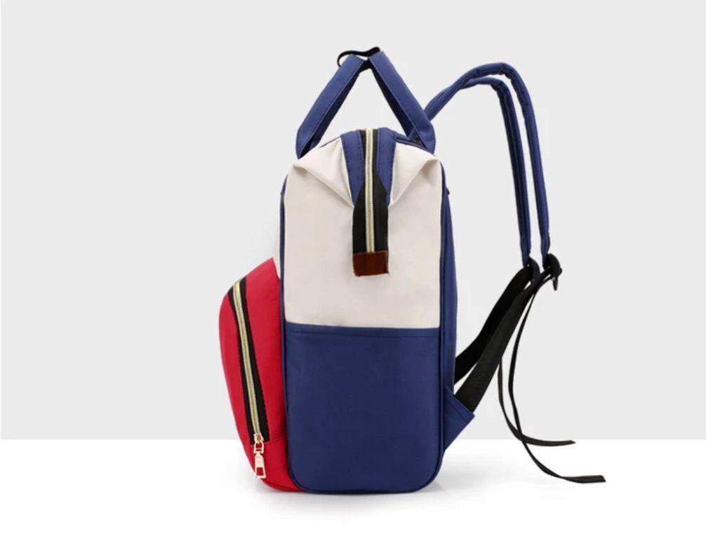 Mochila bebé pañalera Living Traveling diseño rojo con blanco-1