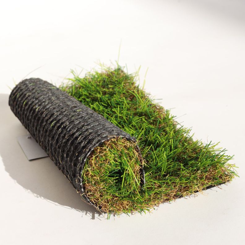 Pasto sintético Roble 40 mm 4 mts x 3 mts-1