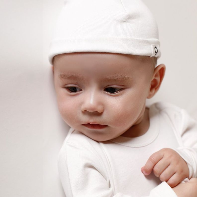 Set 2 gorritos y un tuto de algodón blanco-1