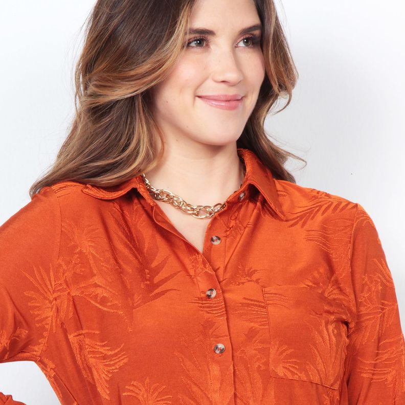 Blusa Manga Larga Con Textura Abotonada En El Frente Y Bolsillo-2