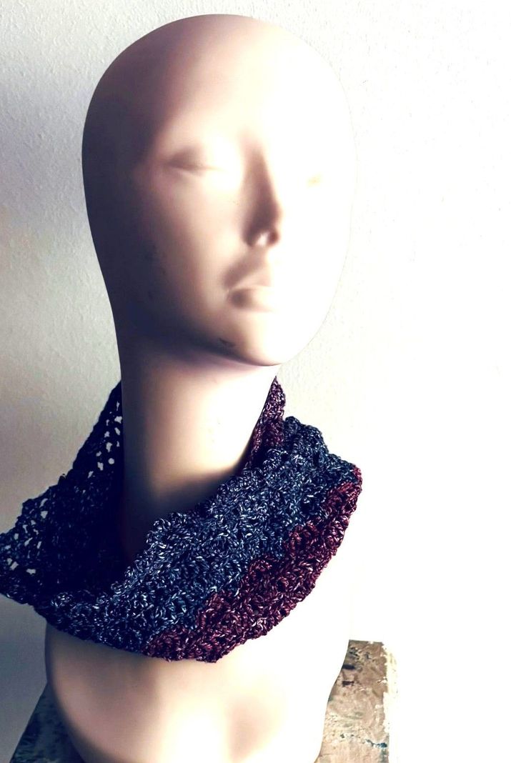 CUELLO DE SEDA TEJIDO A MANO DISEÑO EXCLUSIVO-0