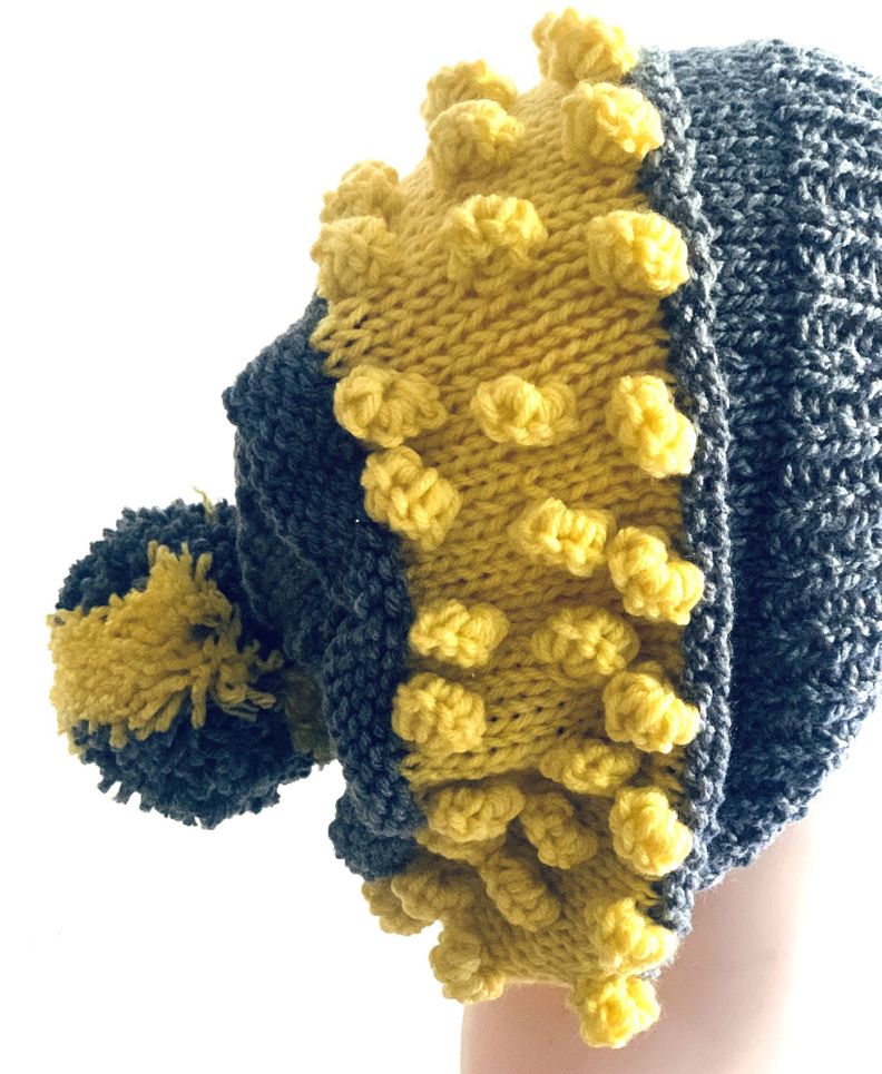 Gorro de lana gris y amarillo, hecho a mano diseño exclusivo-2