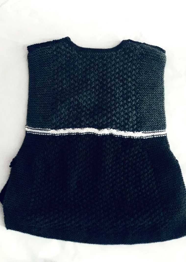 chaleco sin mangas de lana hecho a mano diseño exclusivo-1