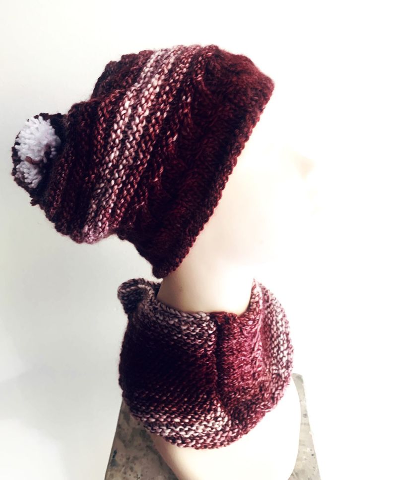 bufanda/cuello con gorro de lana hecho a mano diseño exclusivo-2