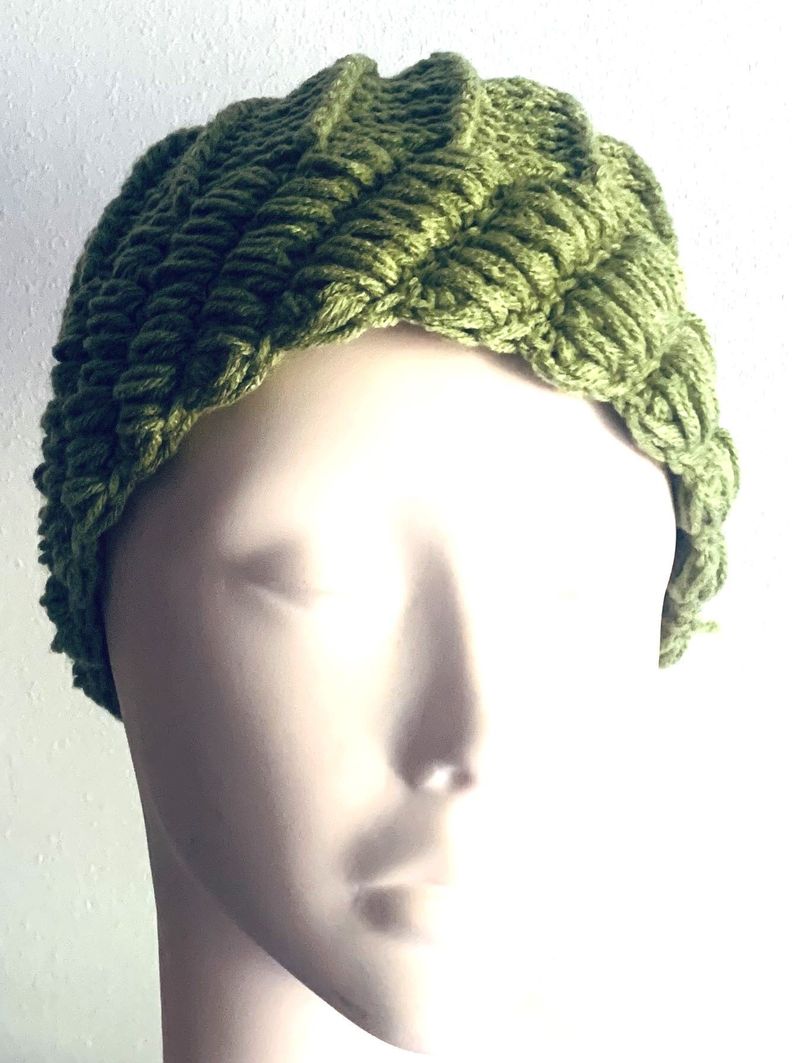 gorro de lana verde pistacho hecho a mano diseño exclusivo-0