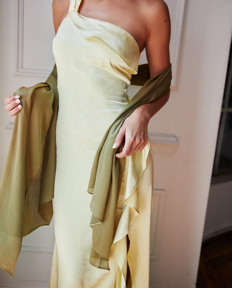 Panuelo Antonia Satin Plisado Verde Olivo