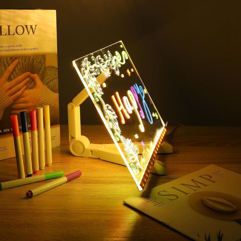 Pizarra Led Acrilica Transparente Plumones Y Soporte Nb70-5