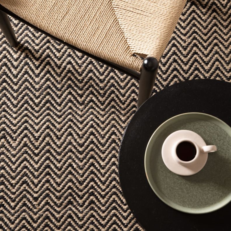 Alfombra Yute Chevron 170x240 Negro-1