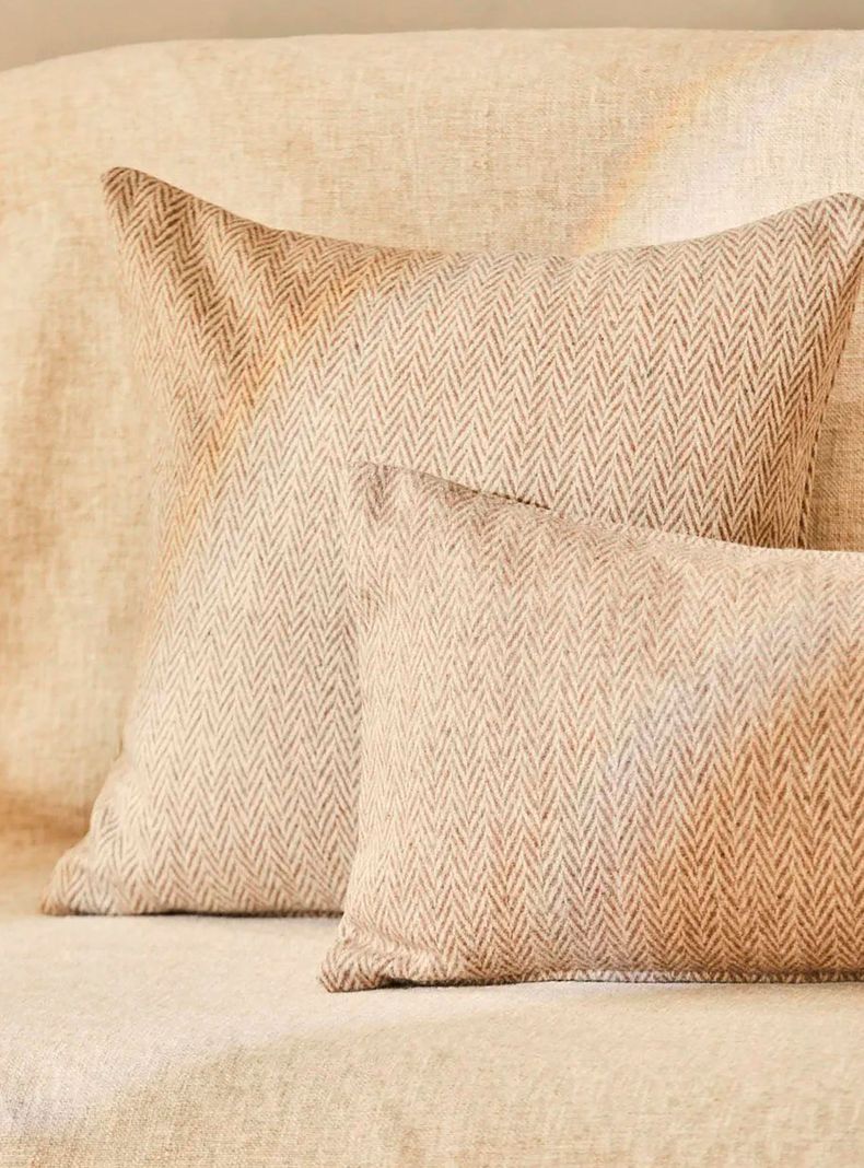 Funda Cojin Montana 30x60 Beige-3