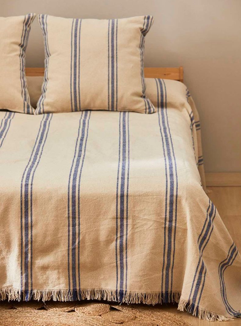 Cubrecama Bari Azul 270x280 (Cama King o Superking)-1