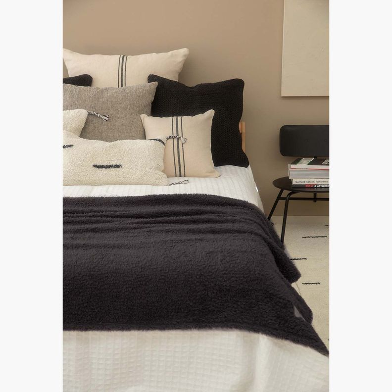 Manta Tedy 120x180 Negro-1
