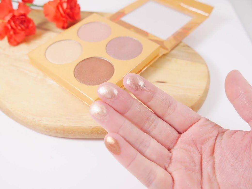 Sculpt & Glow Paleta de Iluminadores | Couleur Caramel-3