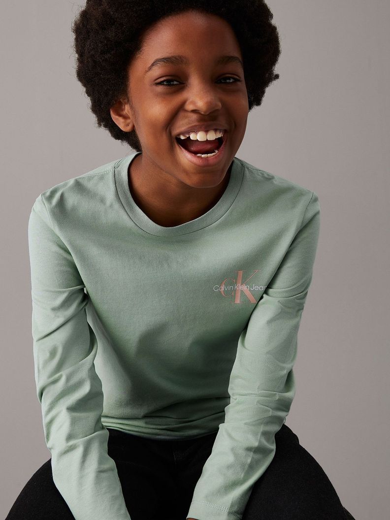 Polera Niño Chest Monologo Verde Calvin Klein-7