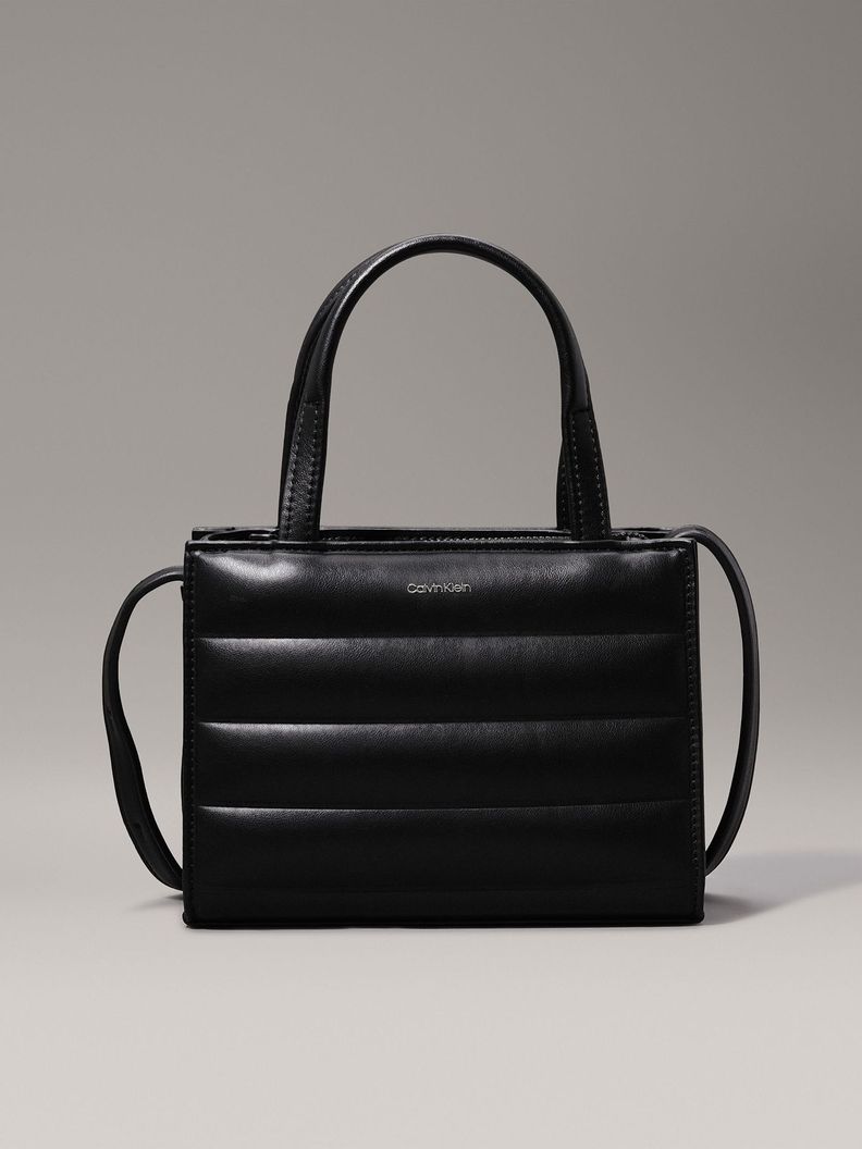 Cartera Mini Tote Line Quilt Negro Calvin Klein-0