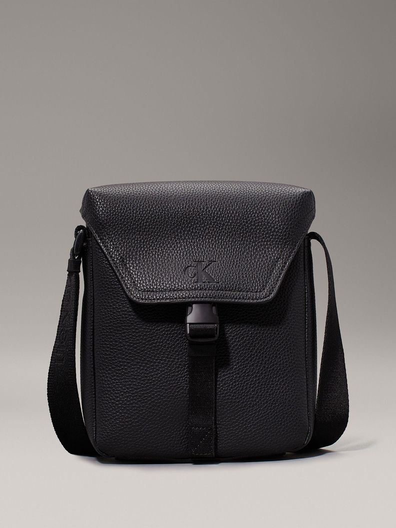 Bolso Reporter Over Webbing Negro Calvin Klein-0