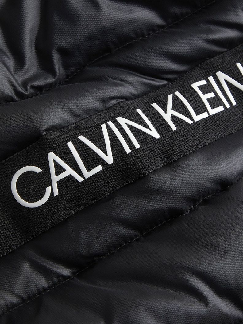 Parka Back Logo Elastic Negro Calvin Klein-1