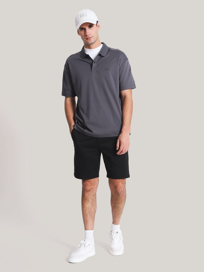 Polo Tonal Debossed Gris Calvin Klein-1