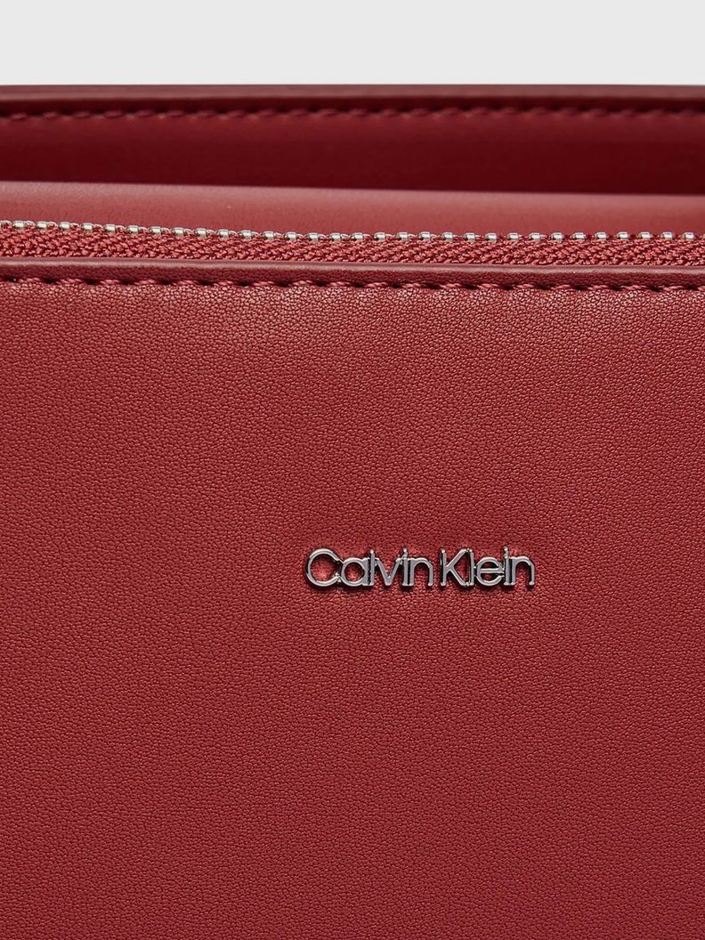 Cartera Tote Ck Must Rojo Calvin Klein-3
