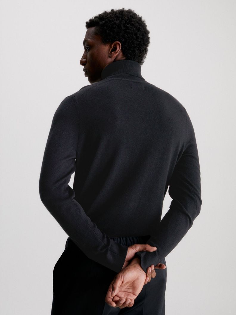 Sweater Cuello Alto Merino Negro Calvin Klein-2
