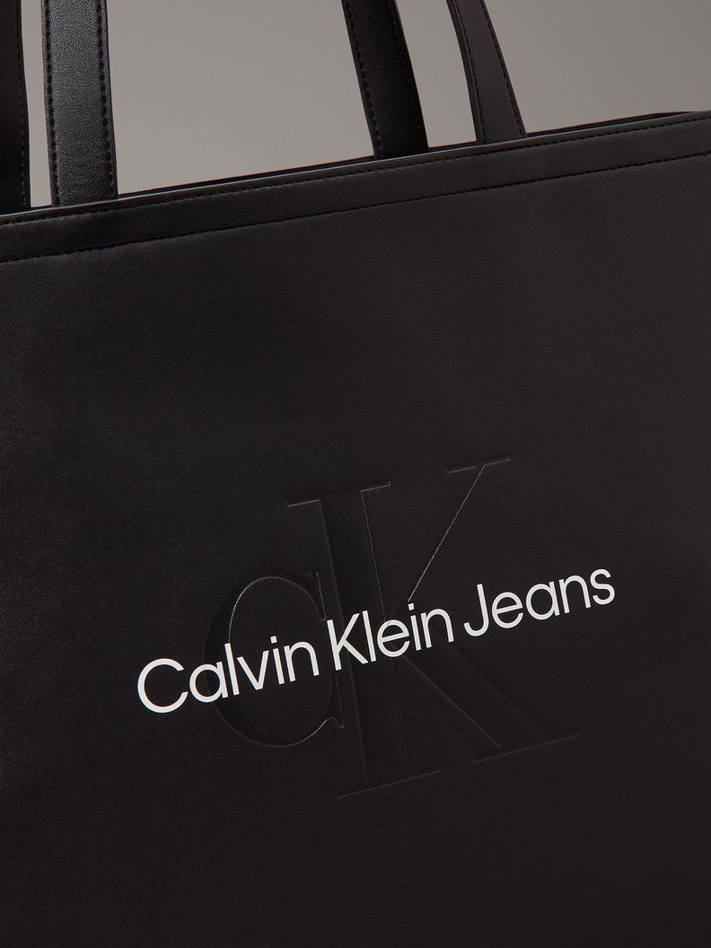 Cartera Tote Sculpted Negro Calvin Klein-3