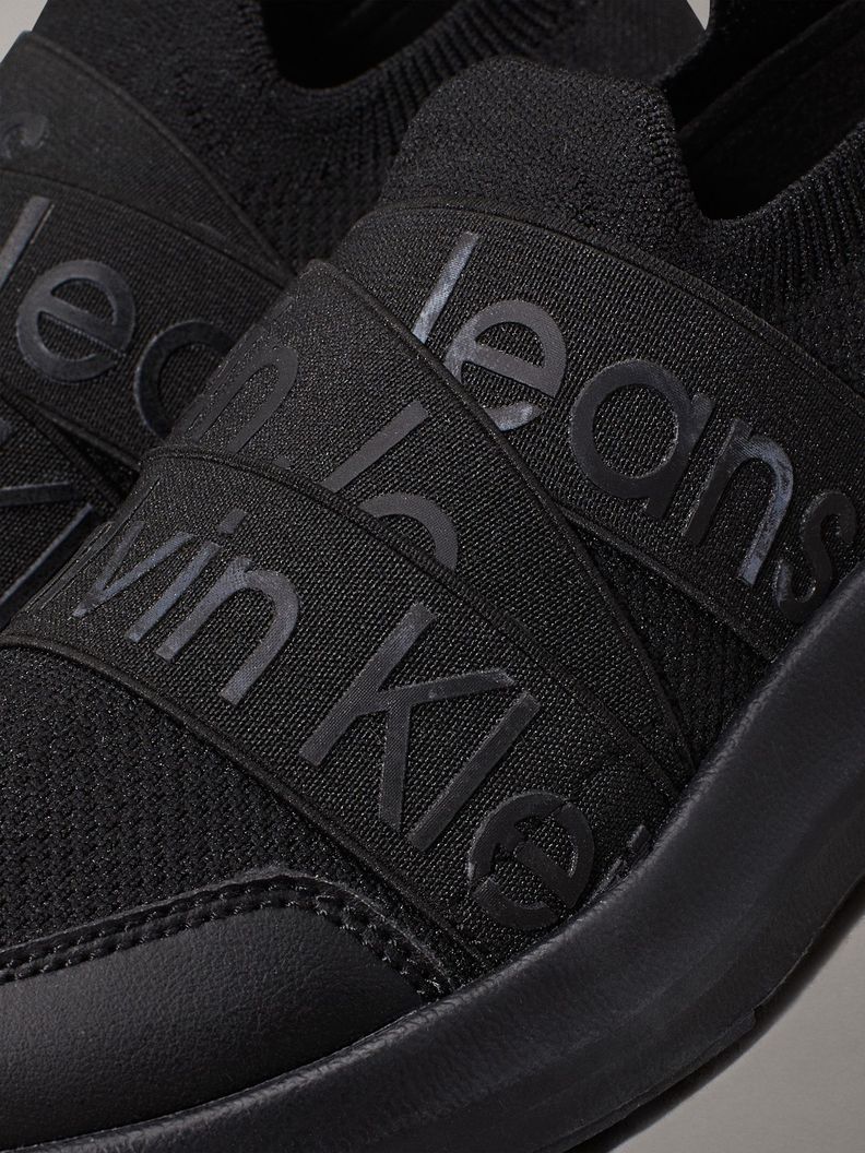 Zapatilla Niño Low Cut Negro Calvin Klein-6