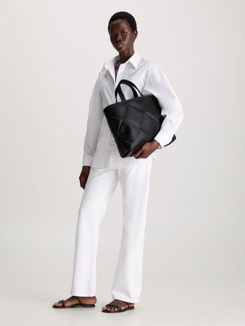 Cartera Shopper Quilt Negro Calvin Klein-4