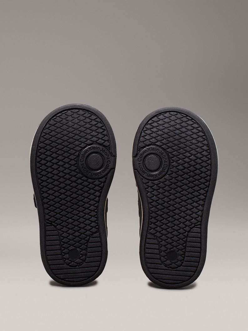 Zapatillas Niño Low Cut Velcro Negro Calvin Klein-3