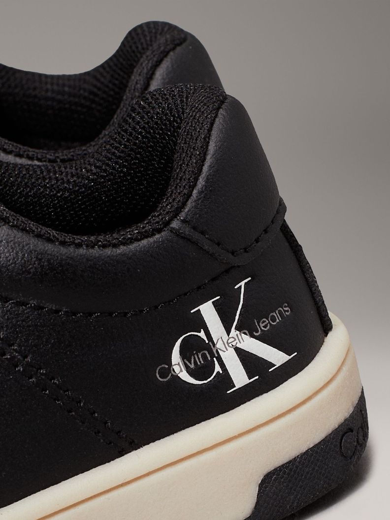 Zapatillas Niño Low Cut Velcro Negro Calvin Klein-6