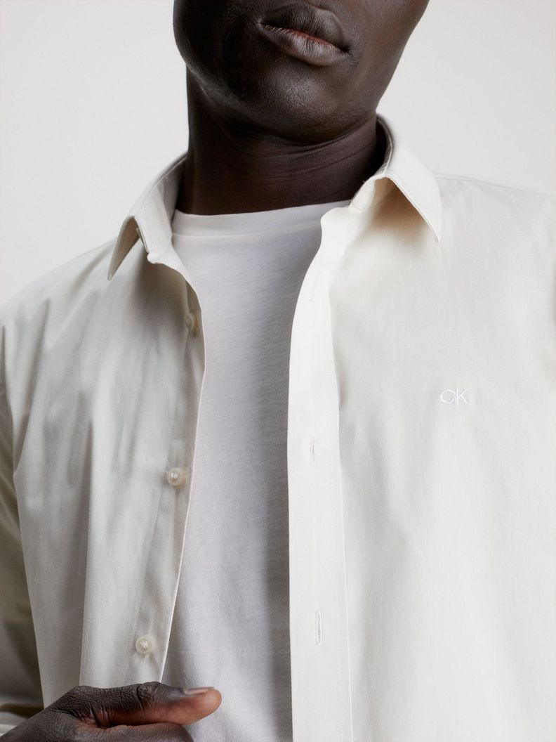 Camisa Slim Fit Stretch Crema Calvin Klein-3