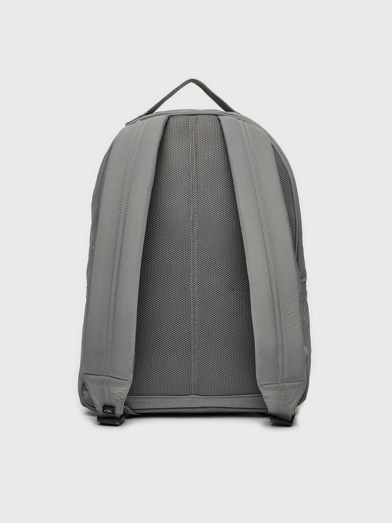 Mochilas Over Webbing Center Gris Calvin Klein-4