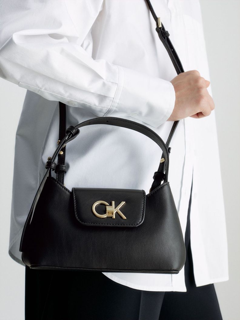 Bandolera Re-Lock Negro BAX Calvin Klein-3