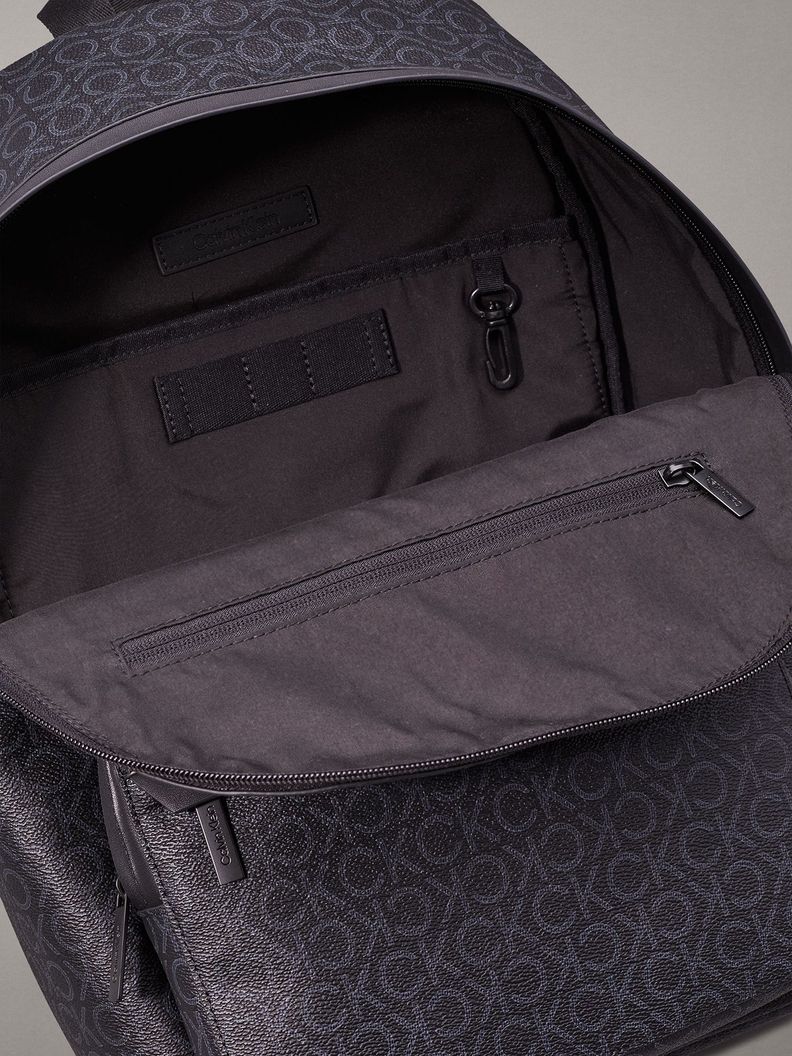 Mochilas CK Must Round Negro Calvin Klein-2