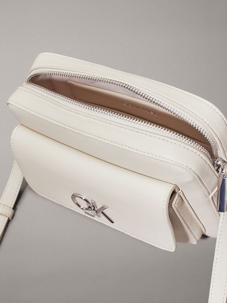 Bandolera Re-Lock Blanco Calvin Klein-2