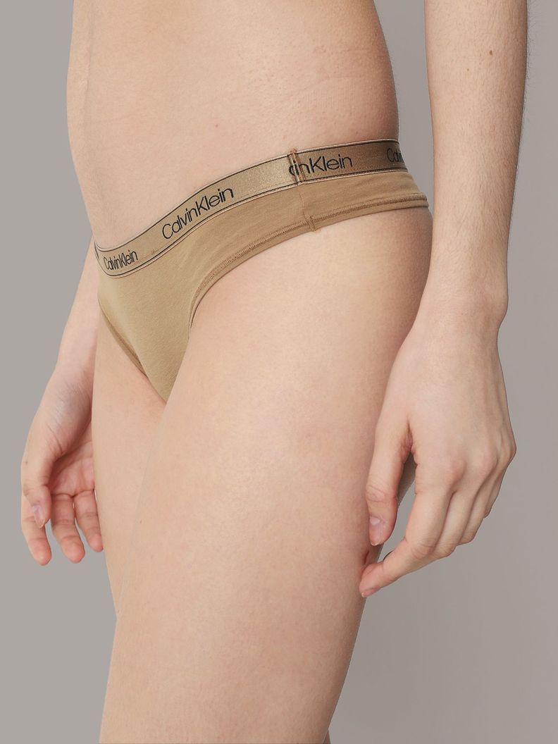 Colaless Cotton Essentials Café Calvin Klein-2
