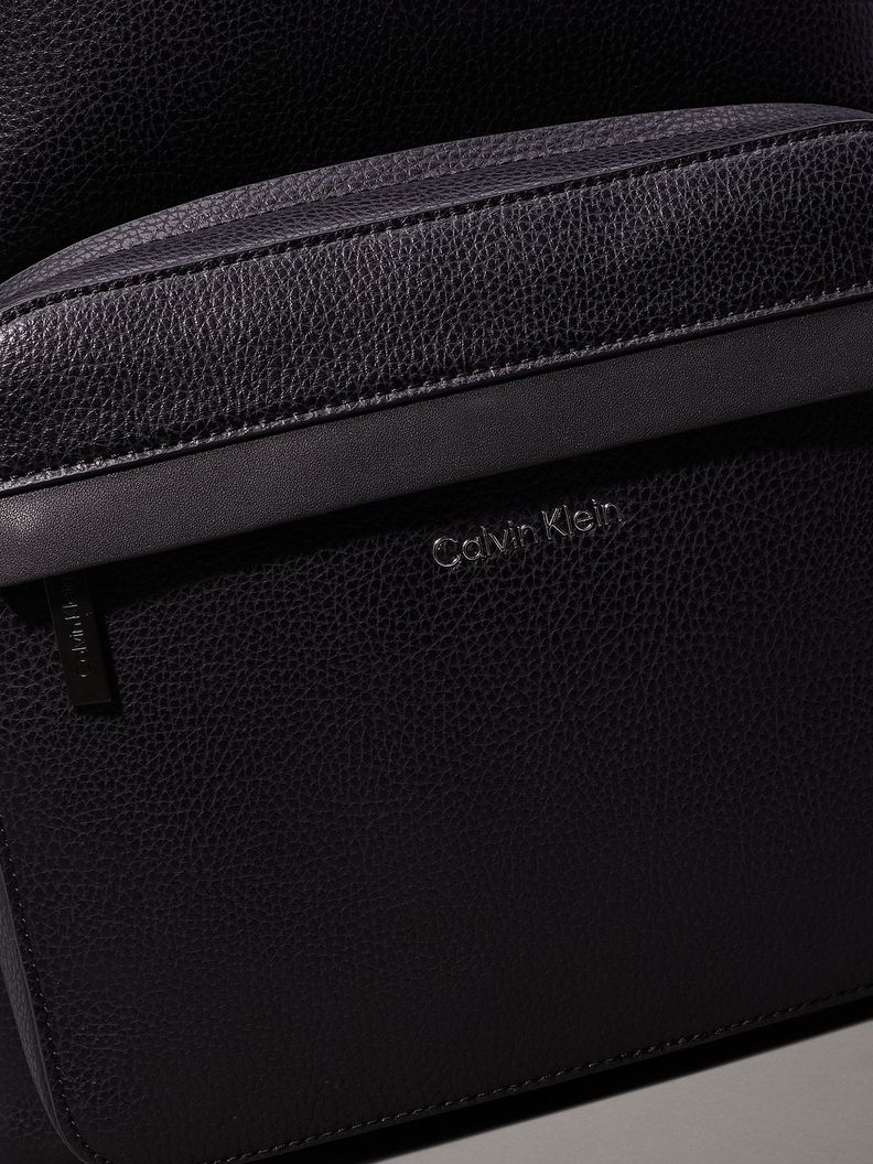 Mochilas CK Must Negro Calvin Klein-3