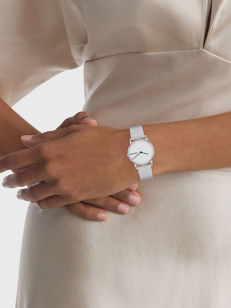 Reloj Linear Dial Mesh Plateado Calvin Klein-3
