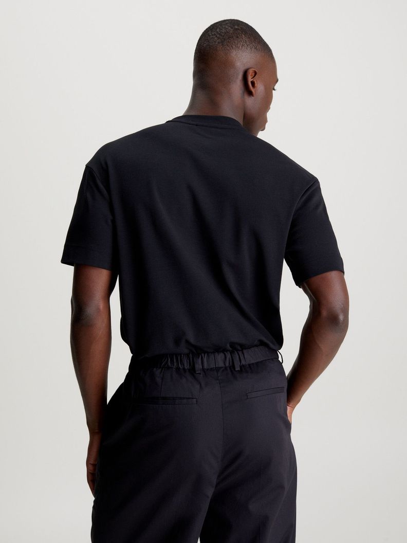 Polera Nano Logo Interlock Negro Calvin Klein-2