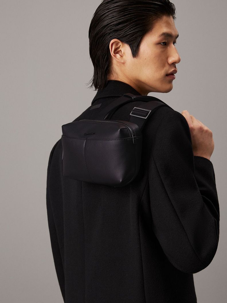 Bolso Crossbody Clean Essential Negro Calvin Klein-1