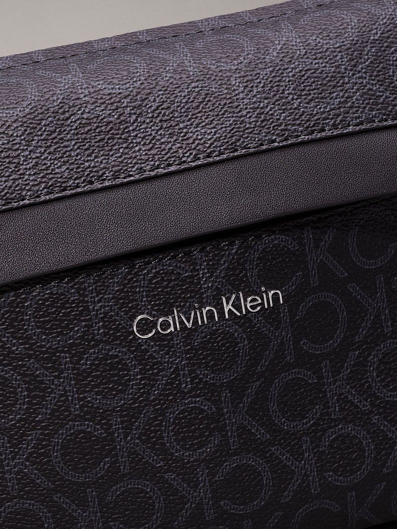 Bolso Crossbody Ck Must Mono Negro Calvin Klein-3