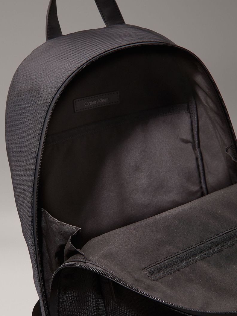 Mochilas CK Essential Negro Calvin Klein-2